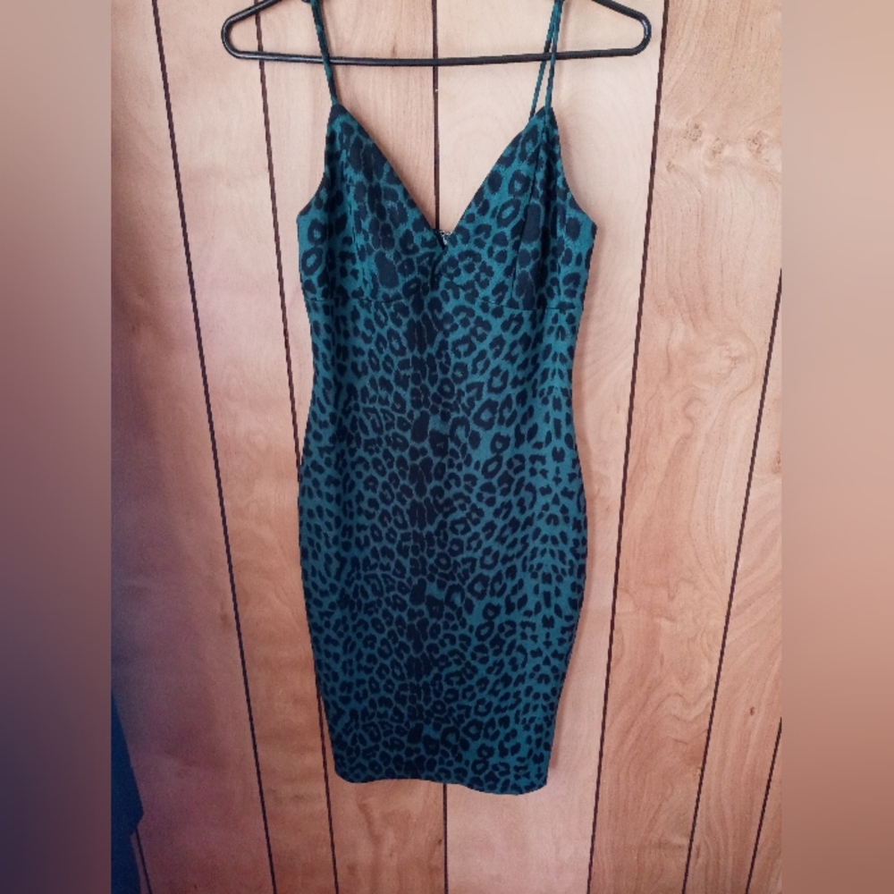 NWT Knit Hunter Green Leopard Dress